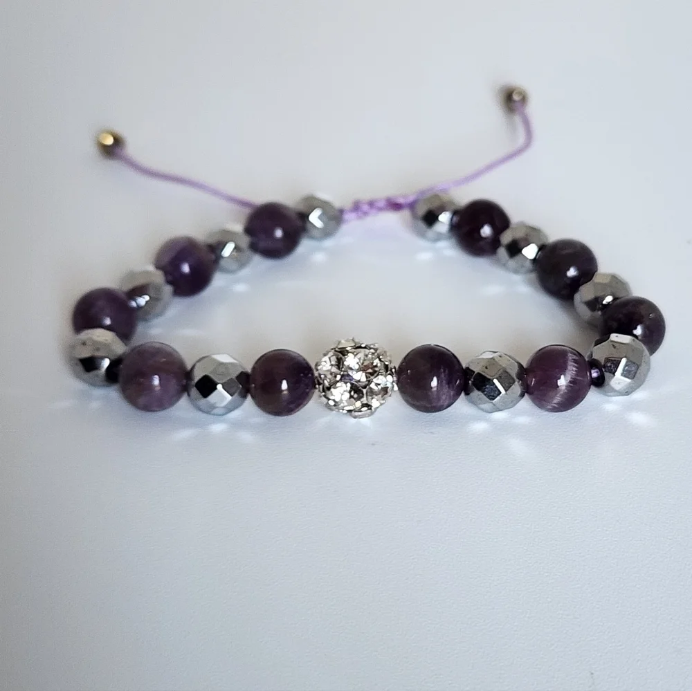 Elegant Amatist and Hematite Beaded Bracelet